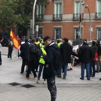 Un extremeño se planta en Madrid para exigir la &quot;verdadera democracia formal&quot; en España