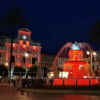 Los monumentos de Mérida se iluminan en color rojo por el Síndrome 22q11