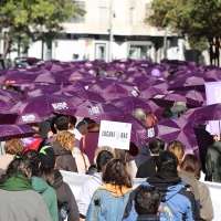 Alrededor de 1.000 personas se manifiestan contra la Violencia de Género en Badajoz