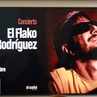 Imágenes del concierto de Flako Rodríguez en el Hospital Centro Vivo de Badajoz