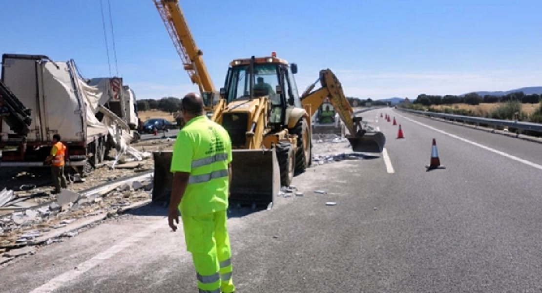 El personal de emergencias de Carreteras cobrará las guardias impagadas en Extremadura