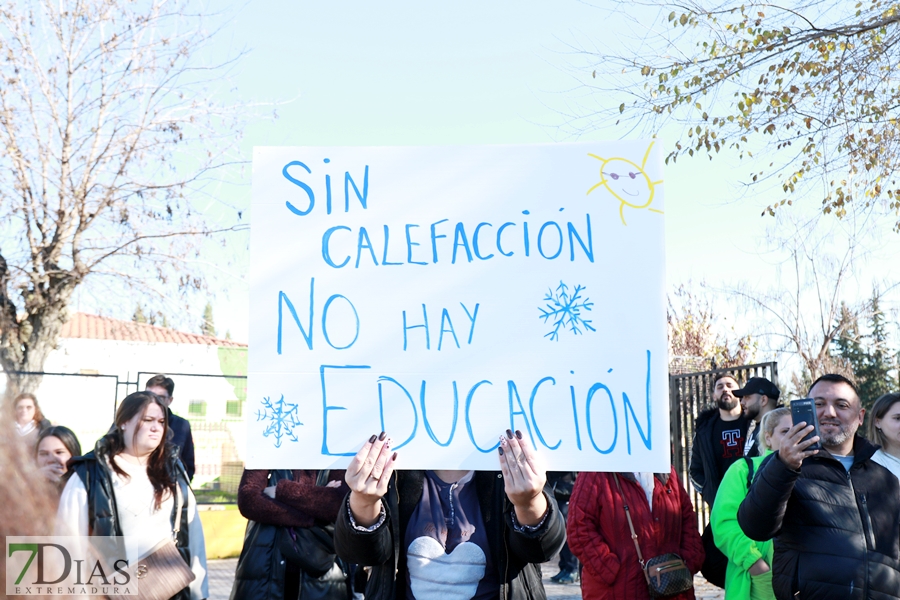 Madre de un alumno: "Si el próximo 8 de enero no hay calefacción, los niños no irán al colegio"