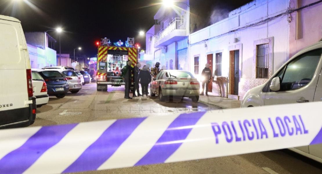 Se incendia una vivienda en el barrio pacense de San Roque