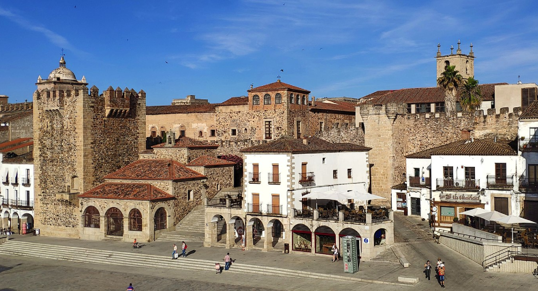 Califican de “ridícula” la ayuda a la natalidad del Ayto. de Cáceres