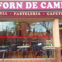 Atracan dos cafeterías más en Badajoz: la Policía los busca en una barriada pacense