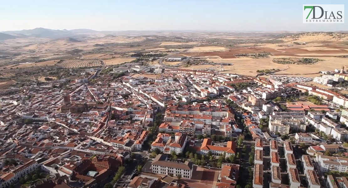 ‘La Columna de los Ocho Mil’ continúa su gira por Extremadura con novedades