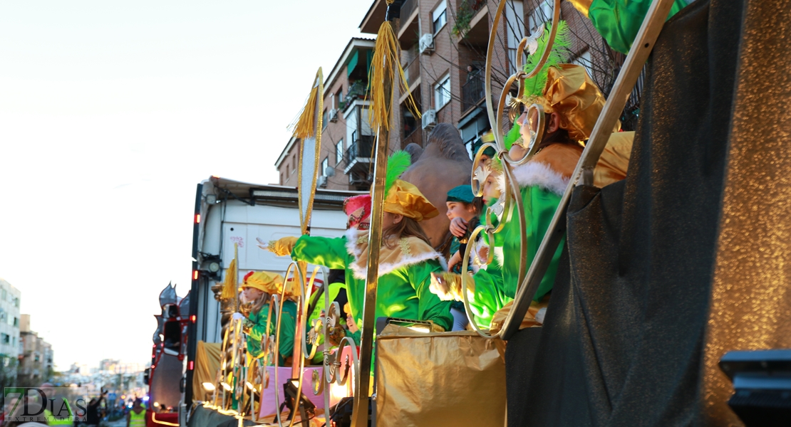 Imágenes de la Cabalgata de los Reyes Magos de Badajoz 2024