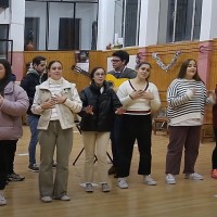 Los Mini-Folk cantarán a "A 3M SOBRE EL CIELO"