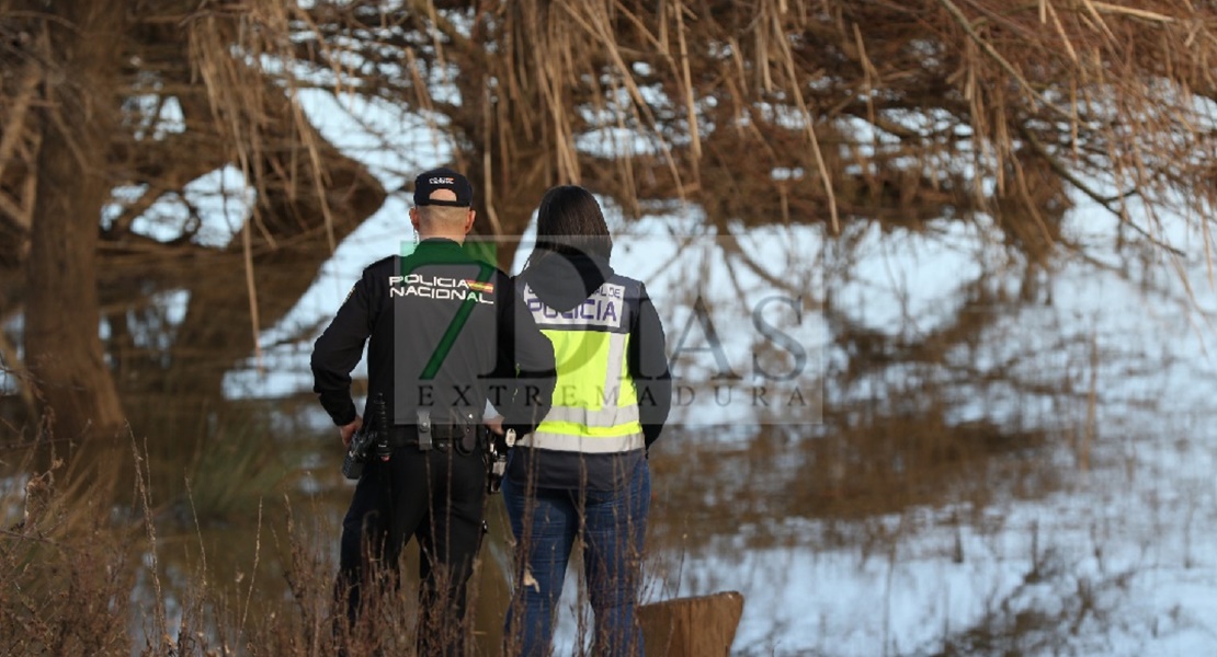 Badajoz sigue buscando a Manuela en la zona del azud del Guadiana