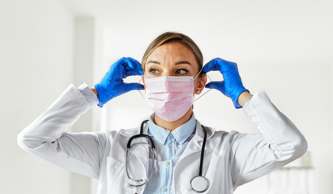 Piden la vuelta obligatoria de las mascarillas a los centros de salud