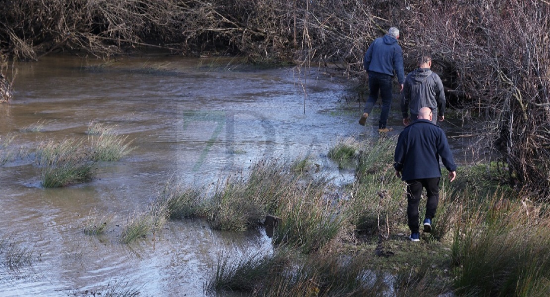 Badajoz sigue buscando a Manuela en la zona del azud del Guadiana