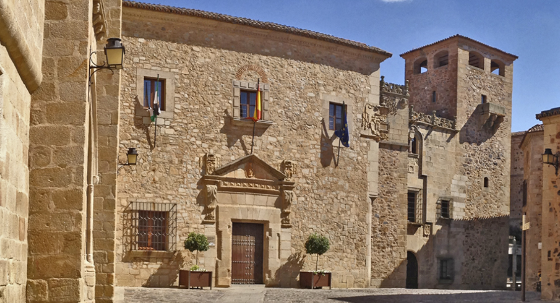 Diputación de Cáceres convoca un minuto de silencio para este lunes por las víctimas de Valencia