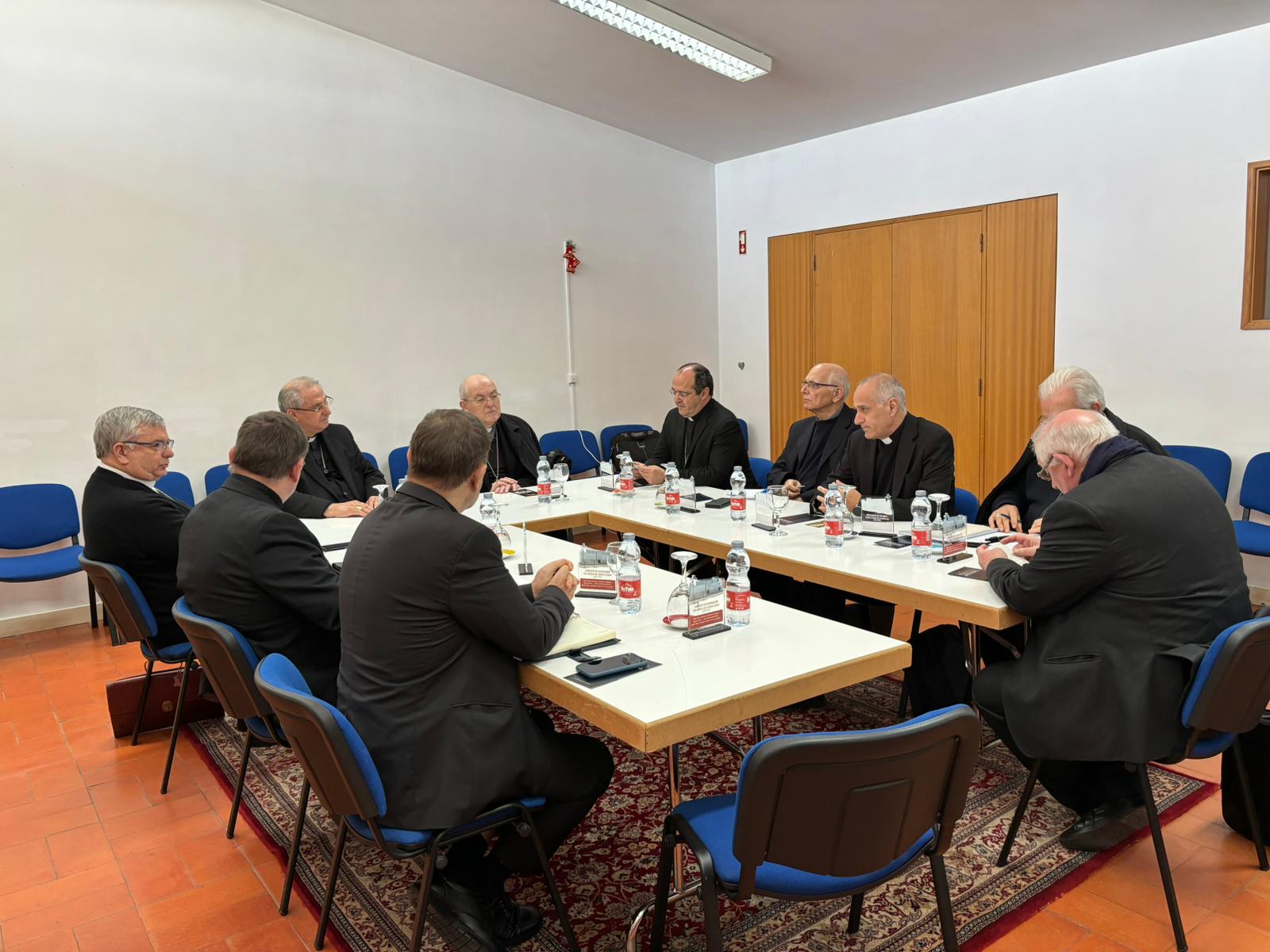 Reunión histórica entre las provincias eclesiásticas de Mérida-Badajoz y Évora (Portugal)