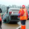 Un herido tras volcar un coche en la rotonda de Gévora