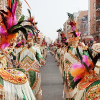 Sin el Ayuntamiento, sin sardina y sin desfile, San Roque salvó su Martes de Carnaval