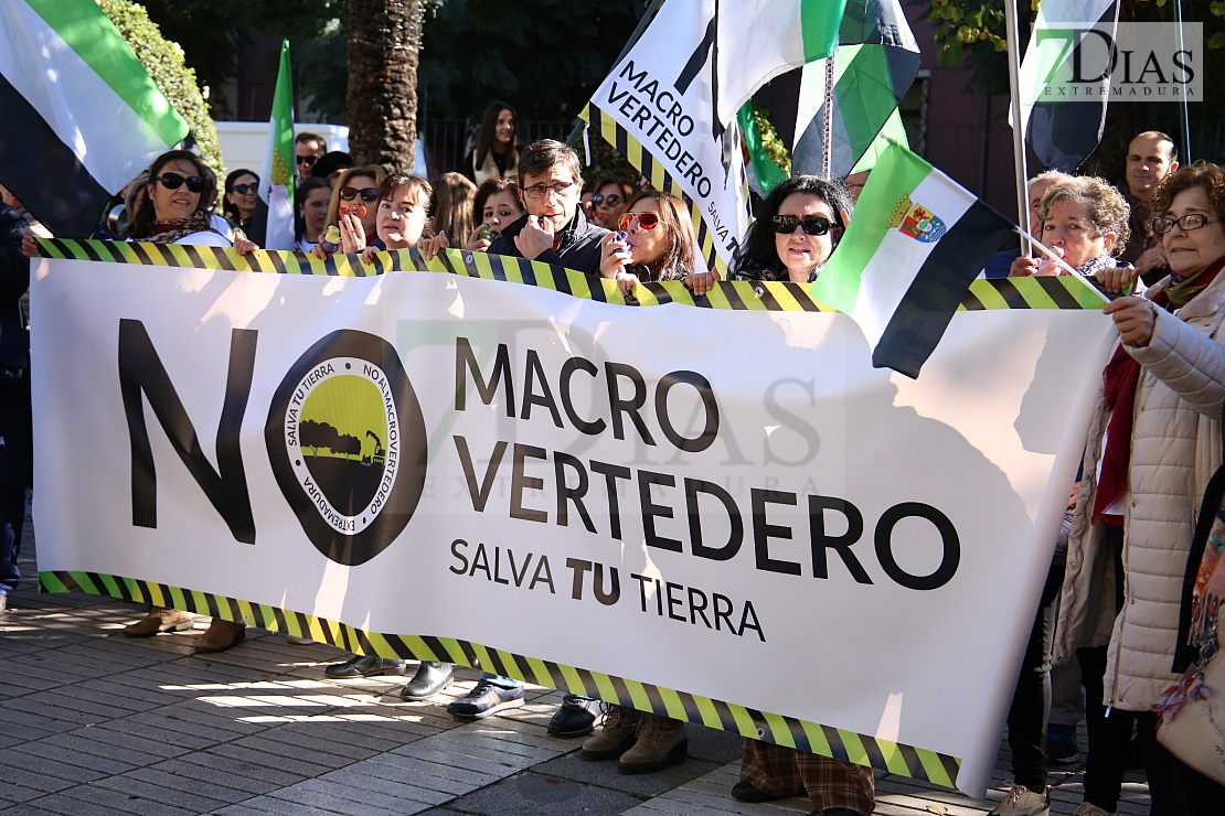 La Justicia actúa y salen ganando los vecinos en contra del vertedero en Salvatierra