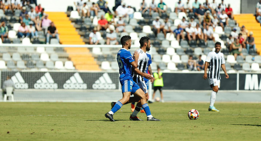 El CD Badajoz llega al derbi sin Petcoff