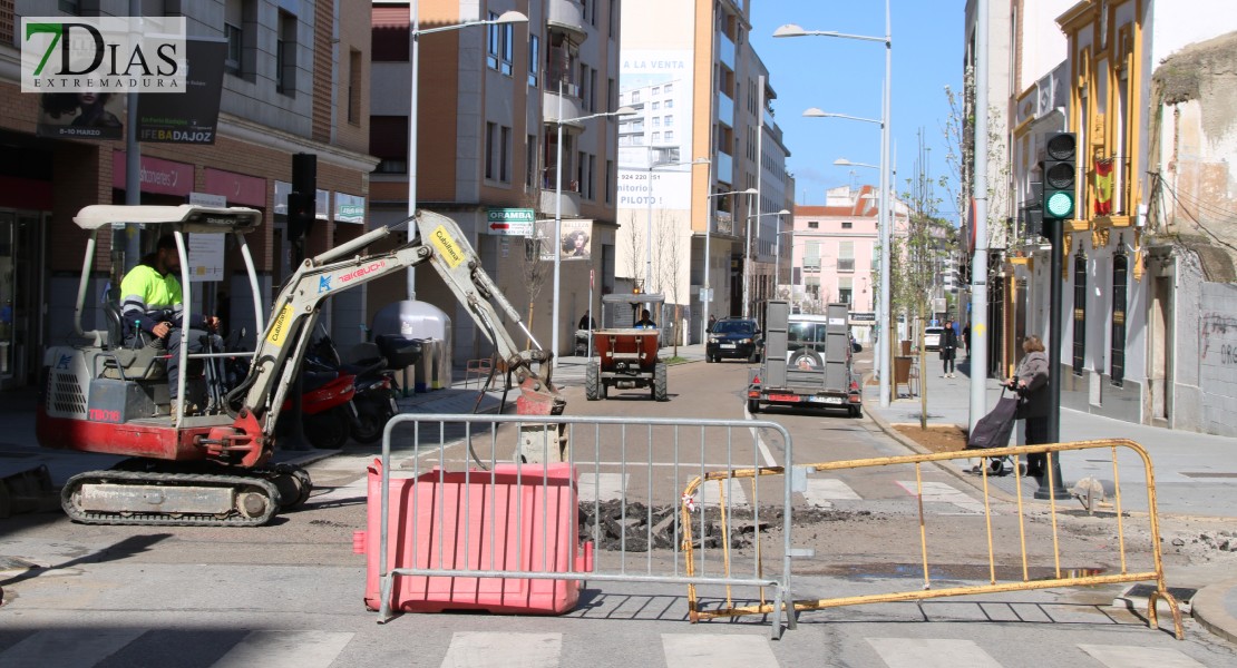 Comienzan las obras de asfaltado en el centro de Badajoz