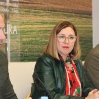 La Junta de Extremadura firma un convenio de formación con FEDEXCAZA