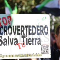 Los vecinos de Salvatierra no se fían: aún podrían construir el macrovertedero