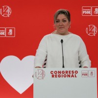 El PSOE se burla de María Guardiola: "Su líder nacional no se sabe ni su nombre"