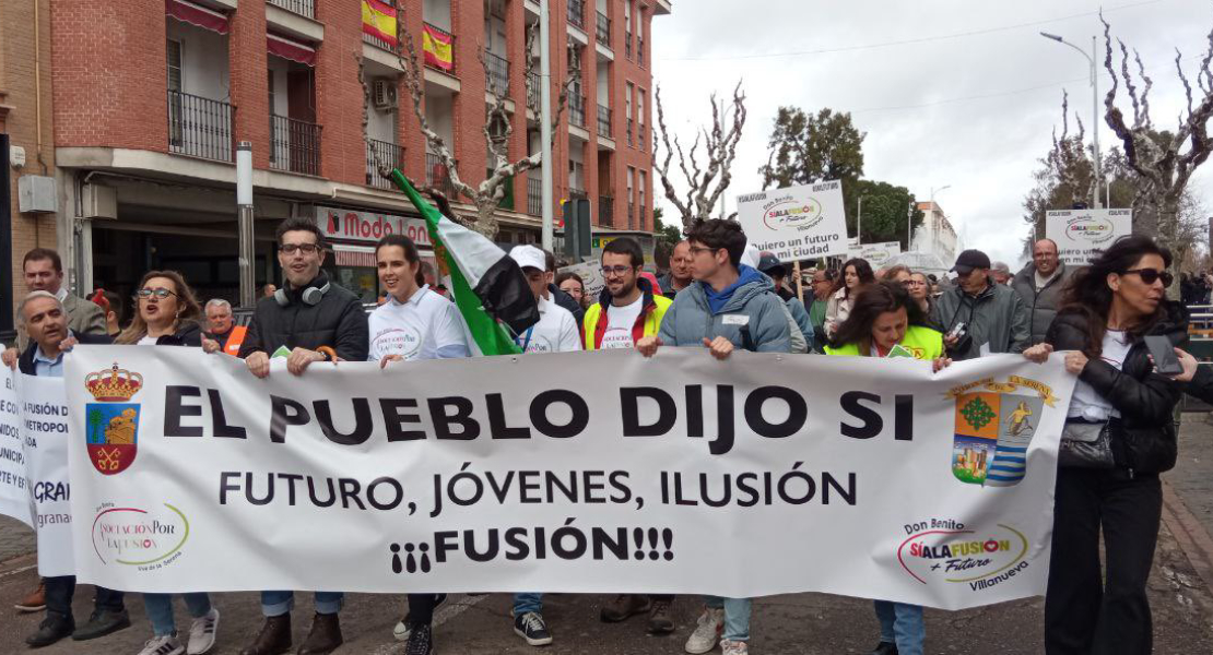 Manifestación por la fusión entre Don Benito y Villanueva de la Serena