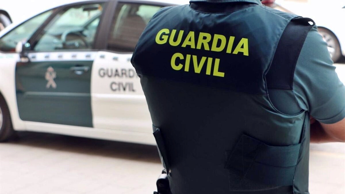 Detenidos varios guardias civiles por mantener la protección a una víctima de violencia de género ya fallecida