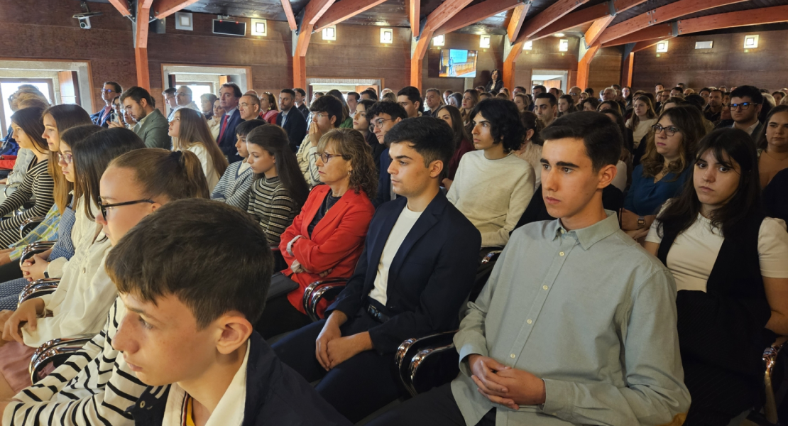 La Junta entre los  Premios Extraordinarios de Educación a 62 alumnos