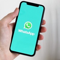 Las redes arden de memes tras la caída de WhatsApp