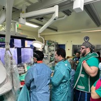 El Hospital de Mérida implanta una novedosa técnica en cateterismos