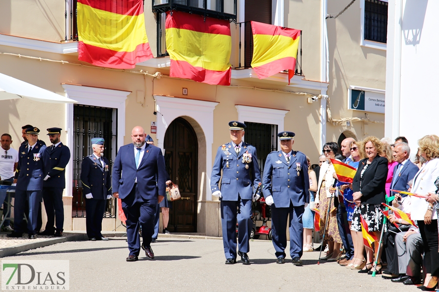 Más de 100 personas participan en la Jura de Bandera Civil de Valencia del Mombuey