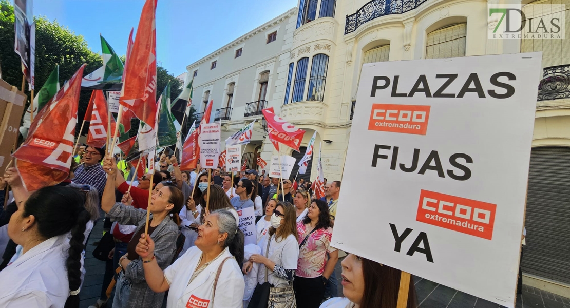 Sindicatos y trabajadores del Ayto. de Badajoz: "Queremos negociación, no imposición"