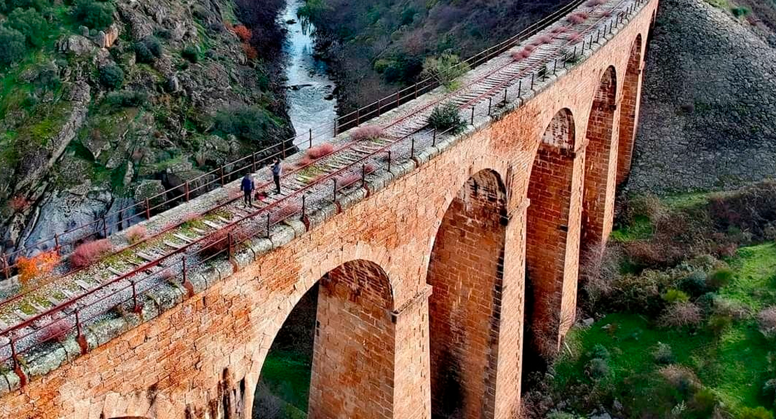 El Oeste de España se une para presionar al Gobierno para recuperar la ‘Ruta de la Plata’