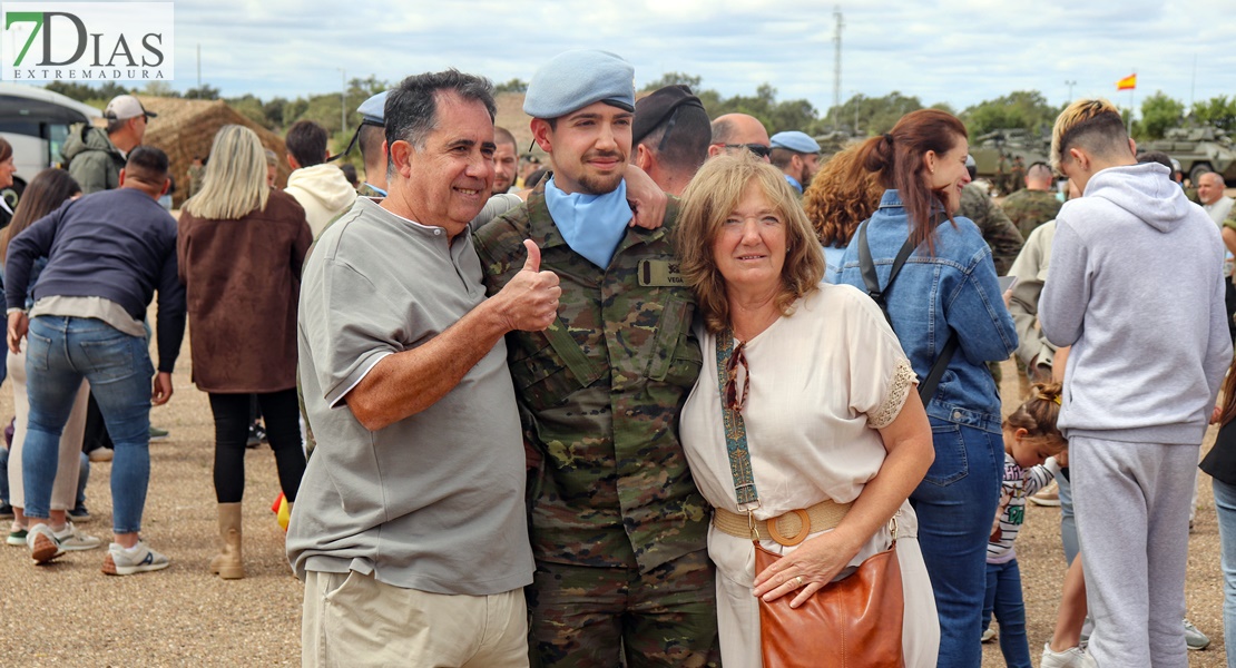 Emoción en la llegada del segundo contingente de militares extremeños a Bótoa