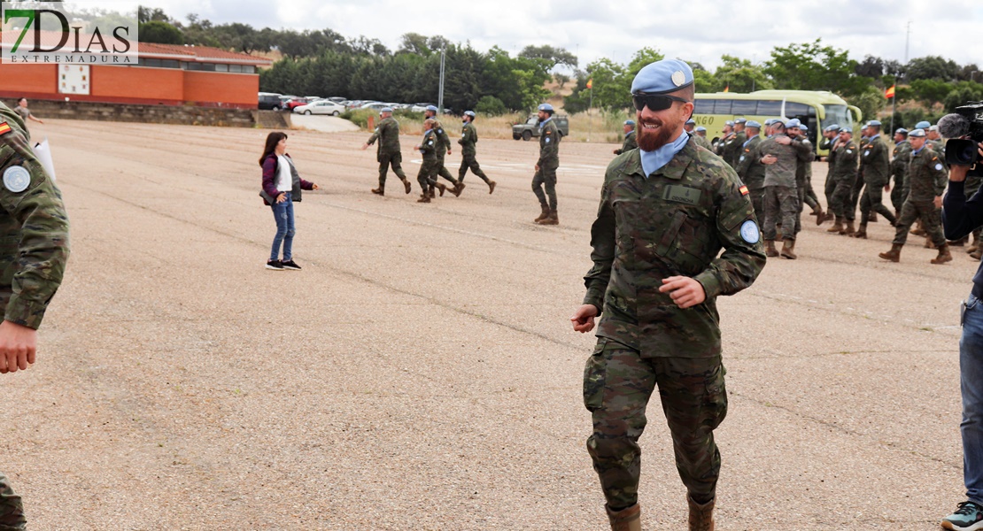 Emoción en la llegada del segundo contingente de militares extremeños a Bótoa