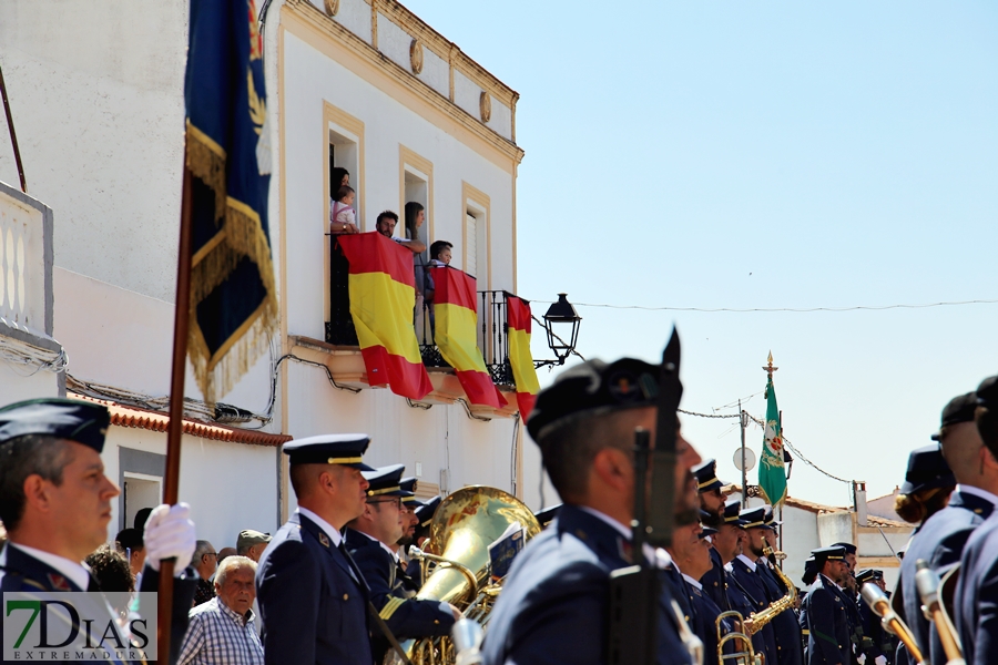 Más de 100 personas participan en la Jura de Bandera Civil de Valencia del Mombuey