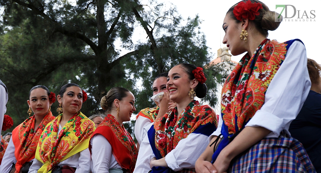 Festividad y folclore acompañan un año más a la Virgen de Bótoa