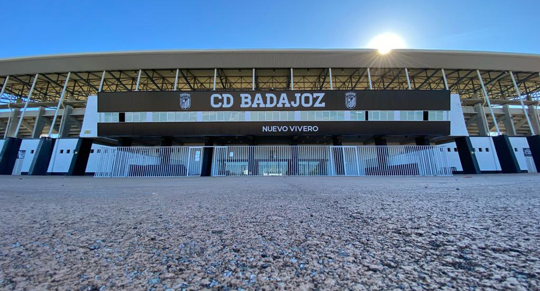 Las deudas asfixian al CD Badajoz, pero LANUSPE asegura que competirán en 3ª RFEF "sin duda"
