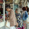 ¿Has pasado ya por la Feria del Libro de Badajoz? Búscate en nuestras fotos