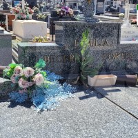 Denuncian una oleada de robos en las lápidas del cementerio de Badajoz