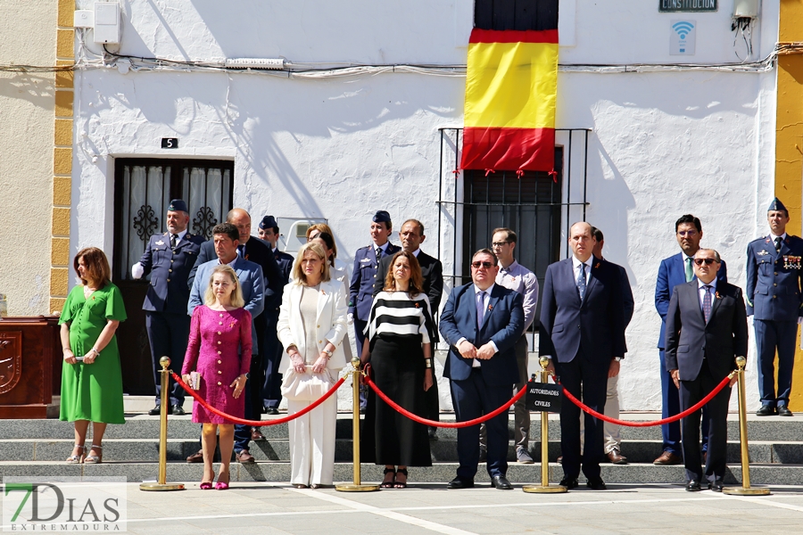 Más de 100 personas participan en la Jura de Bandera Civil de Valencia del Mombuey