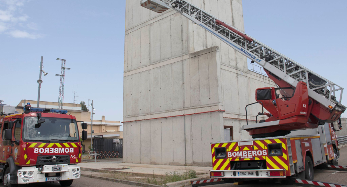 Los Bomberos de Badajoz contarán con un nuevo camión autoescala