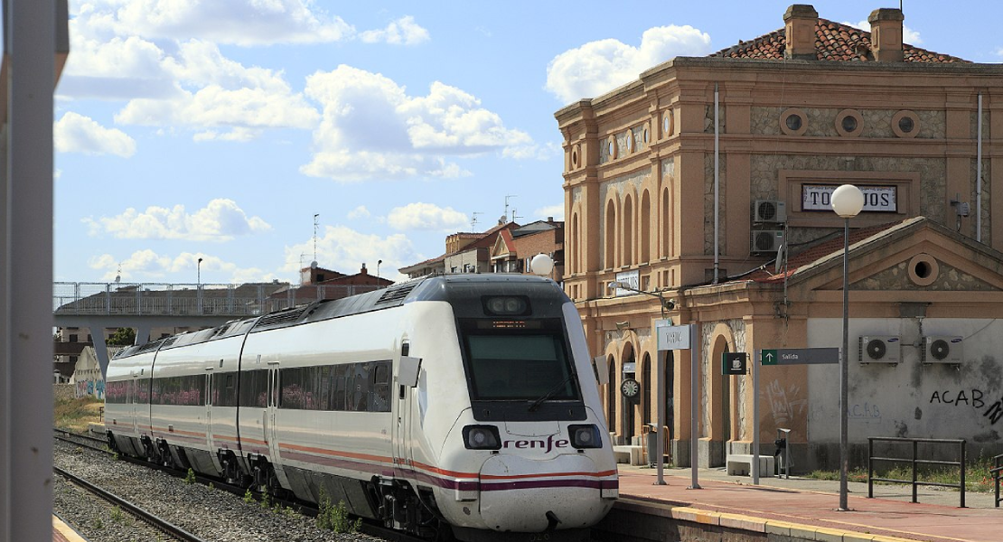 Nueva odisea en el tren extremeño: los viajeros se quedan tirados en una estación