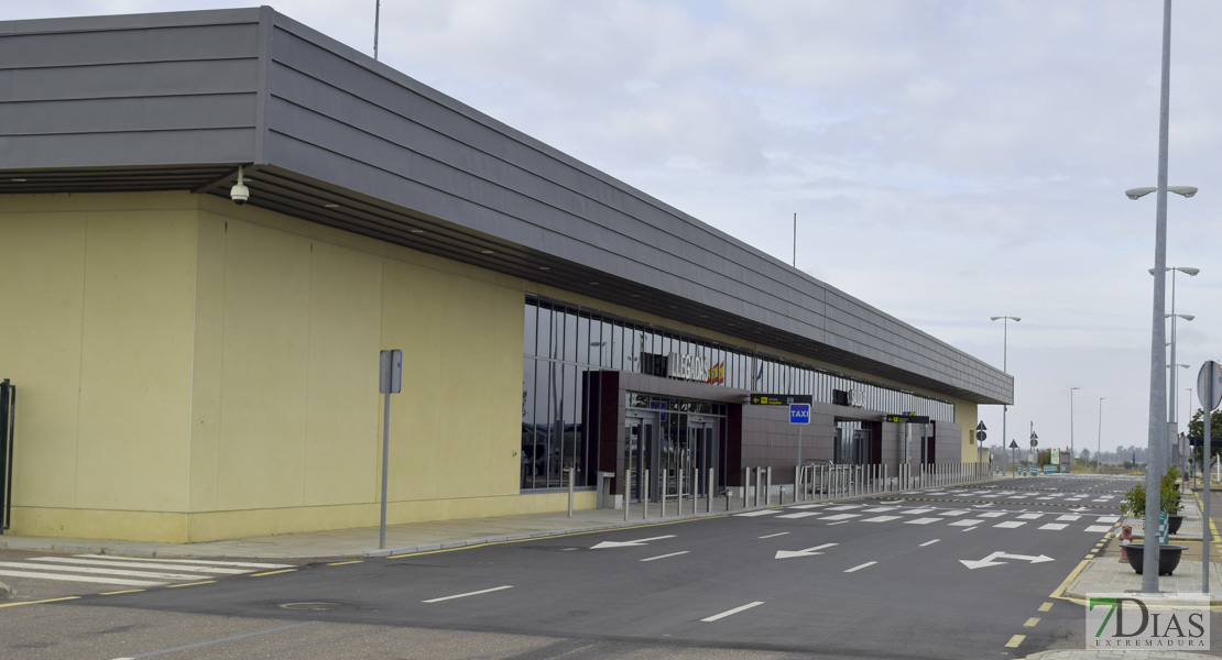 Récord de viajeros en el aeropuerto de Badajoz