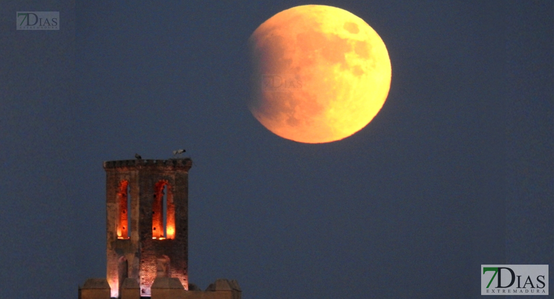 Descubre qué día será la primera luna llena del verano