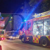 Bomberos de Badajoz trabajan de madrugada en un incendio en Valdepasillas (BA)