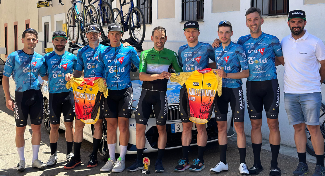 El Kazajoz Team Petrogold revalida sus dos campeonatos de Extremadura en carretera