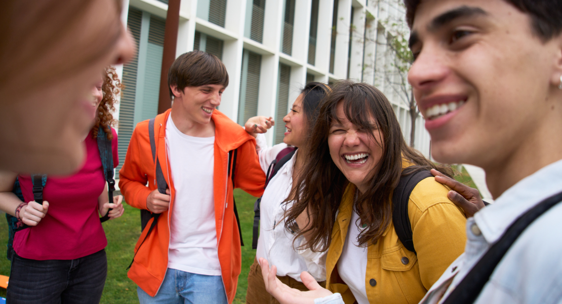 Ya se pueden solicitar las becas de guardería y universidad en Extremadura