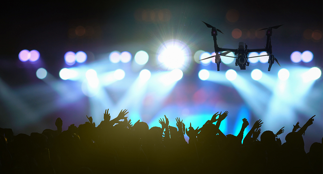 Multa de hasta 250.000 € a un joven por usar un dron en un concierto en Extremadura