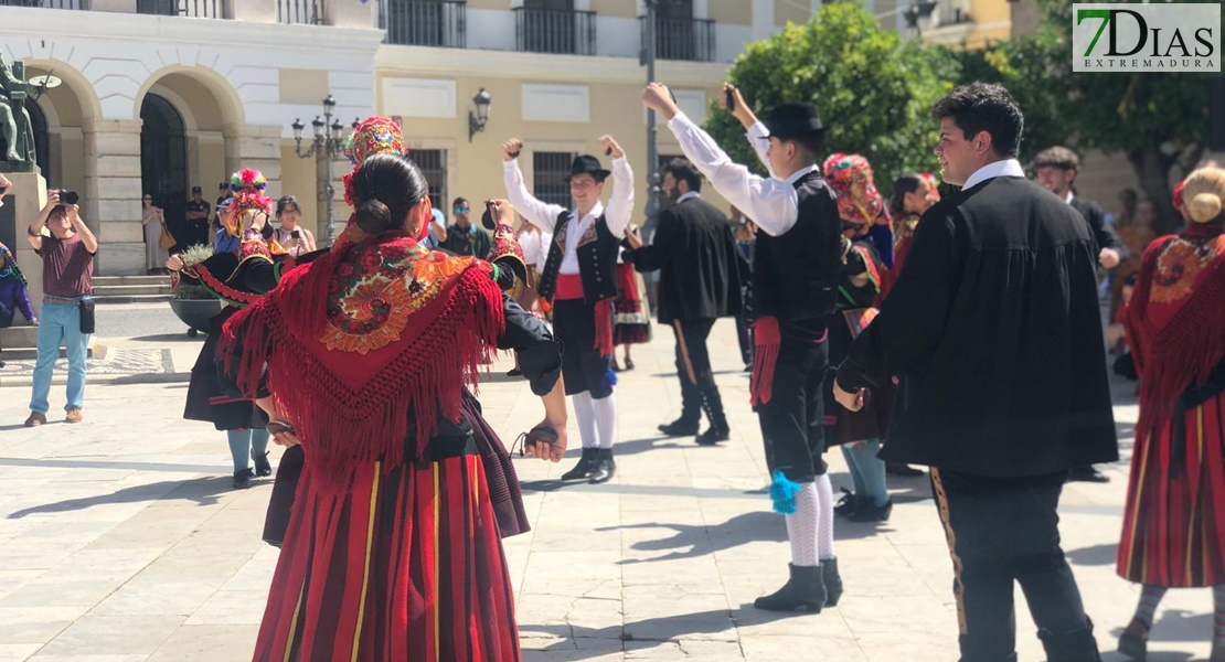 FESTIVAL FOLKLÓRICO